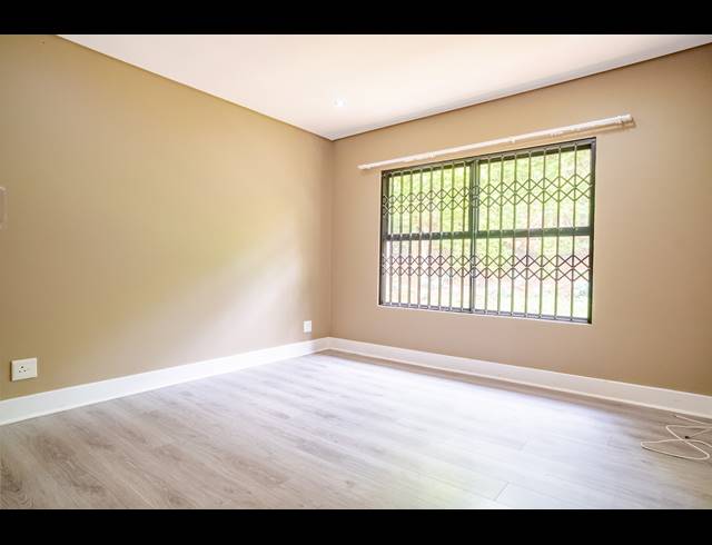 4 BEDROOM SIMPLEX FOR SALE IN DAWNCLIFFE